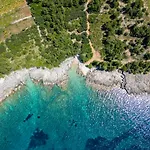 Noa * Orebic